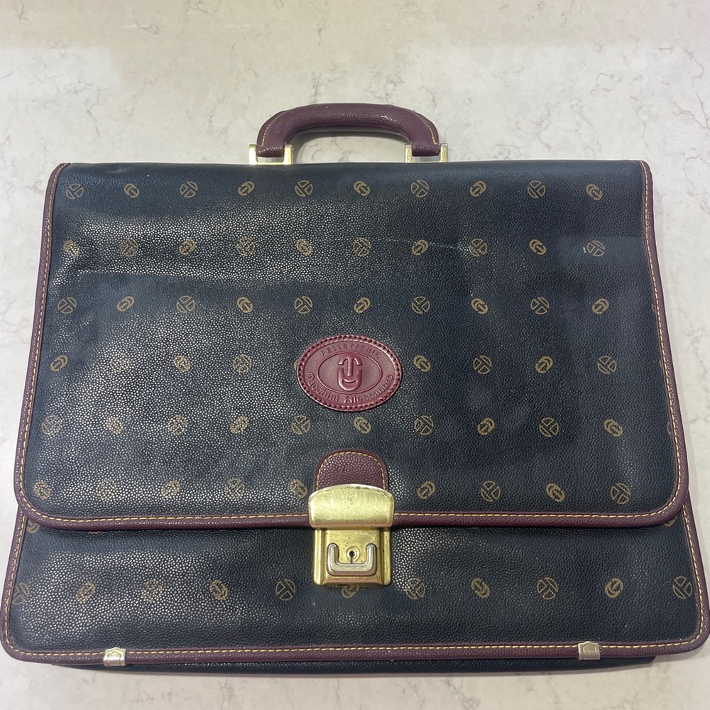 Sophisticated Black and Brown Briefcase